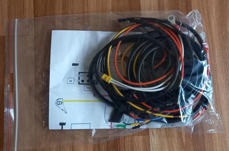 elektroinstalace JAWA Pérák VAPE bez brzdového spínače