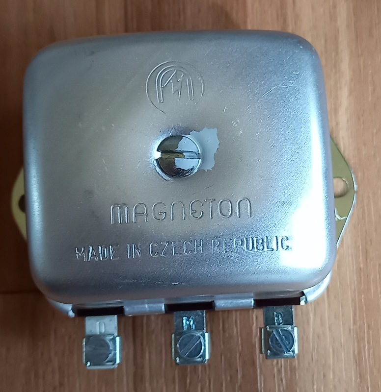regulátor dvoucívkový 6V CZ orig.