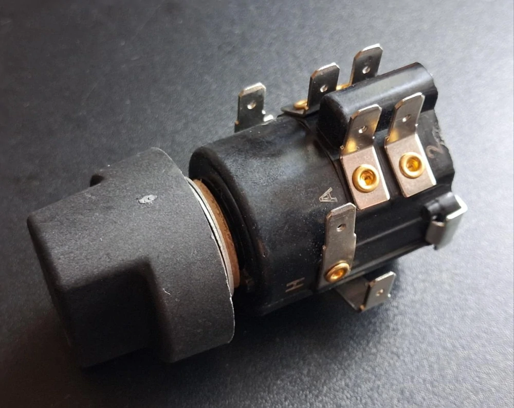 přepínač blinkrů ZETOR 5511-5711-6945+CRYSTAL